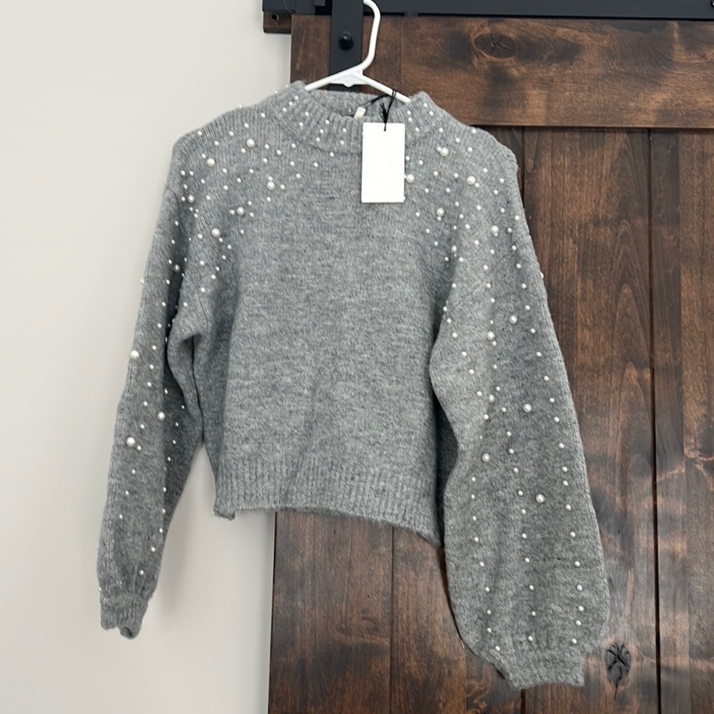 Brand new. Never worn Vici sweater